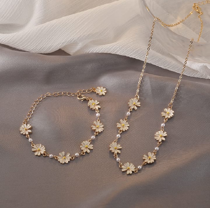 Girls Necklace and Jewelry